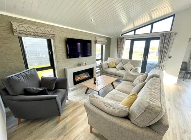 *Luxury Holiday Home With Hot Tub Close To Beach* Penally Eksteriør bilde