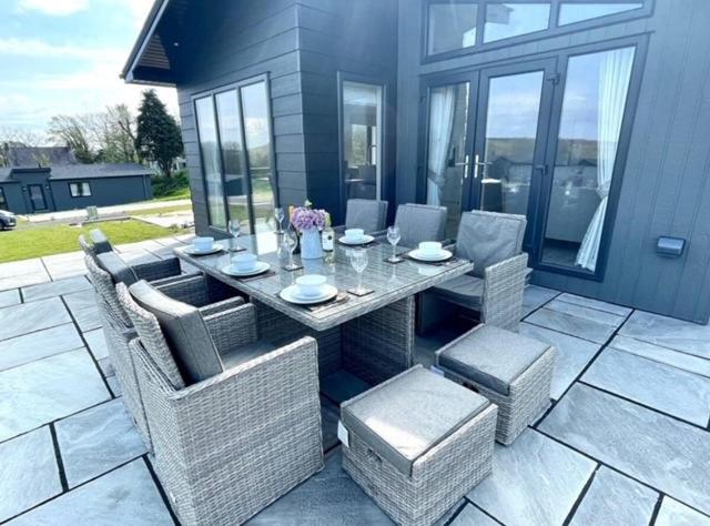*Luxury Holiday Home With Hot Tub Close To Beach* Penally Eksteriør bilde